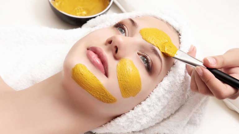 Get facials at home and get fair, glowing and glowing skin.